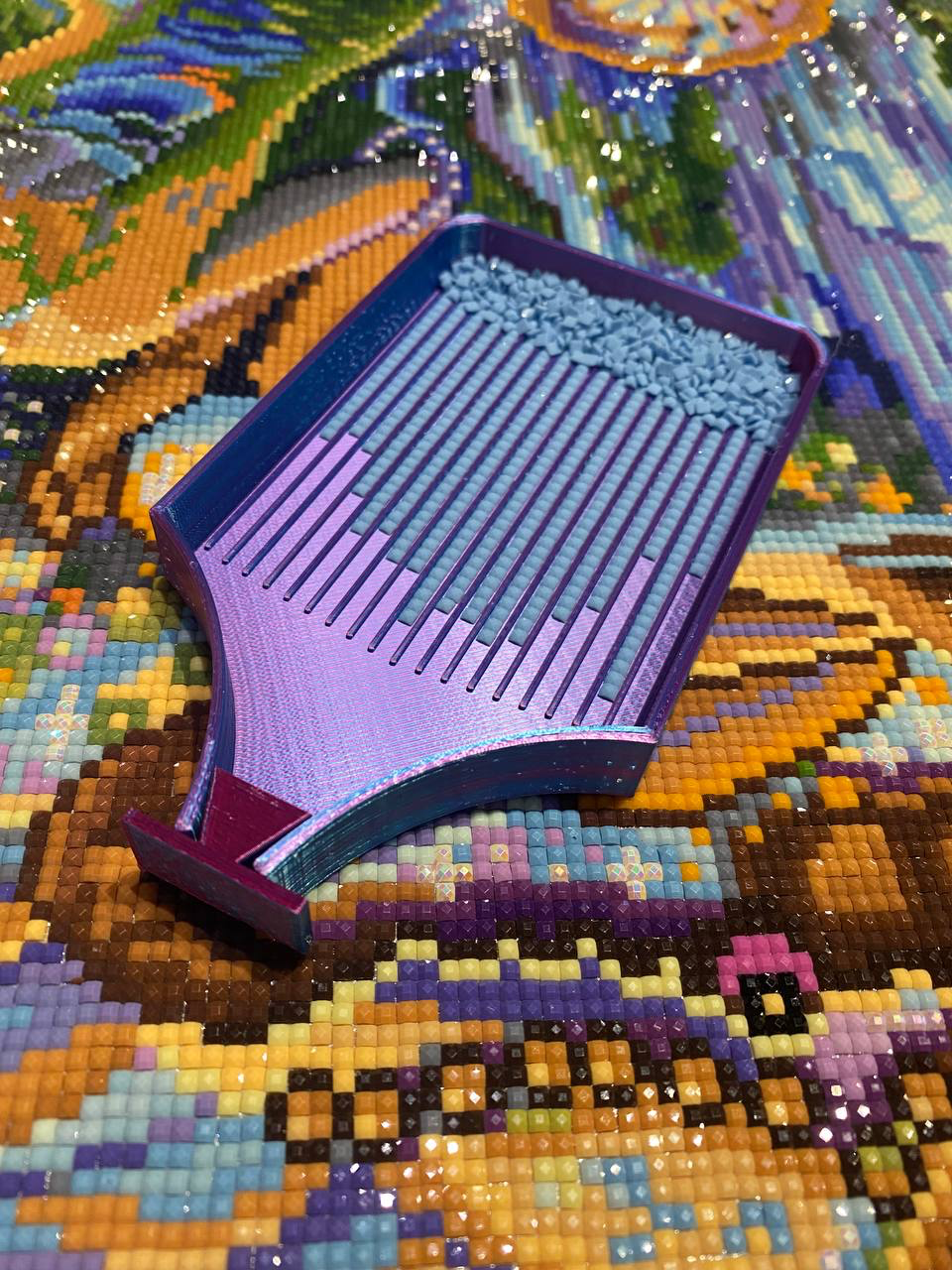 Kaufen Sie drei und erhalten Sie vier oder kaufen Sie drei mit Rabatt von unseren Basic Diamond Art Tabletts