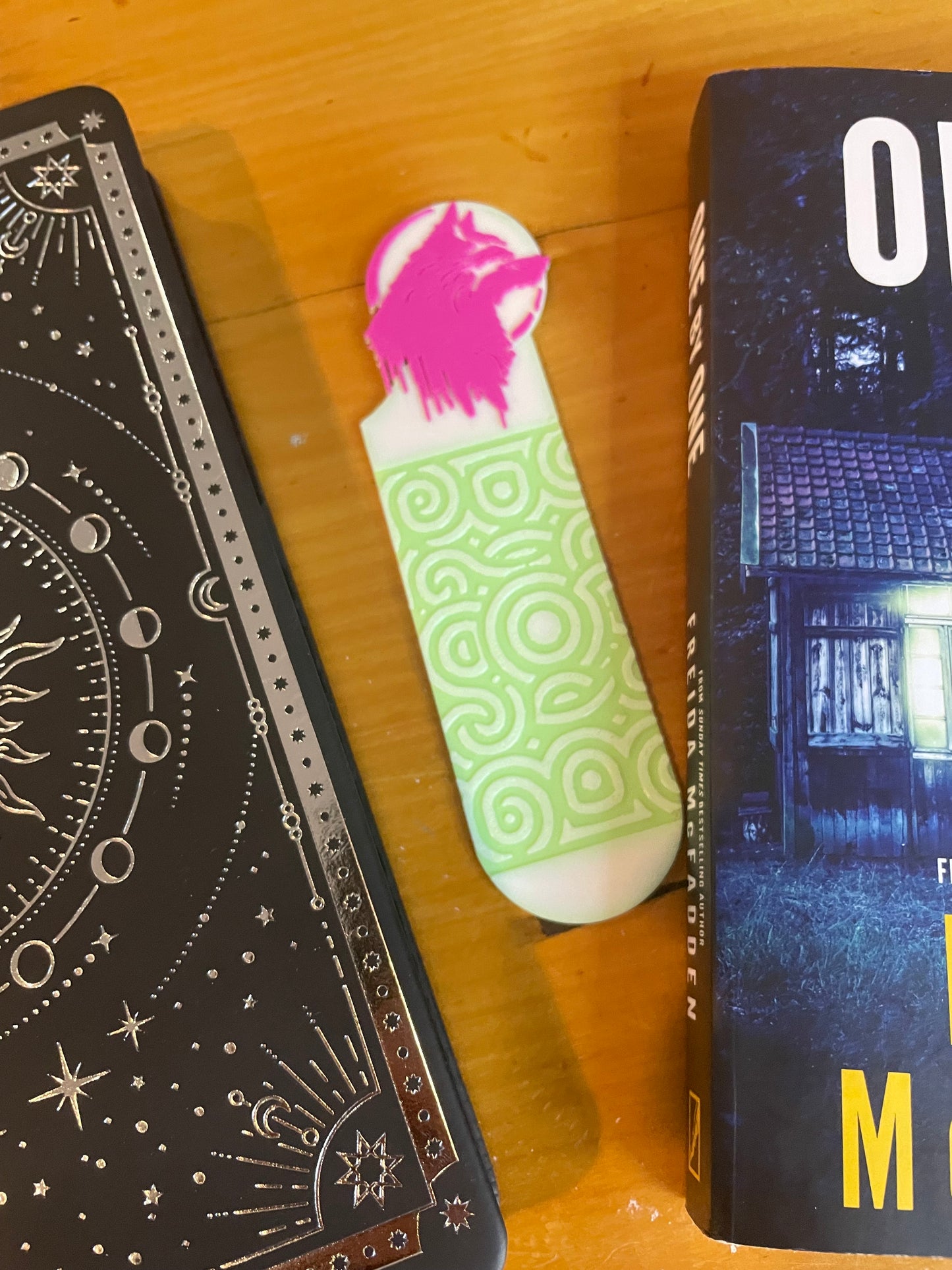Wolf 3D Printed Bookmark, Fierce Fantasy Design for Book Lovers, Unique Reading Accessory, Perfect Gift for Readers & Mythology Fans