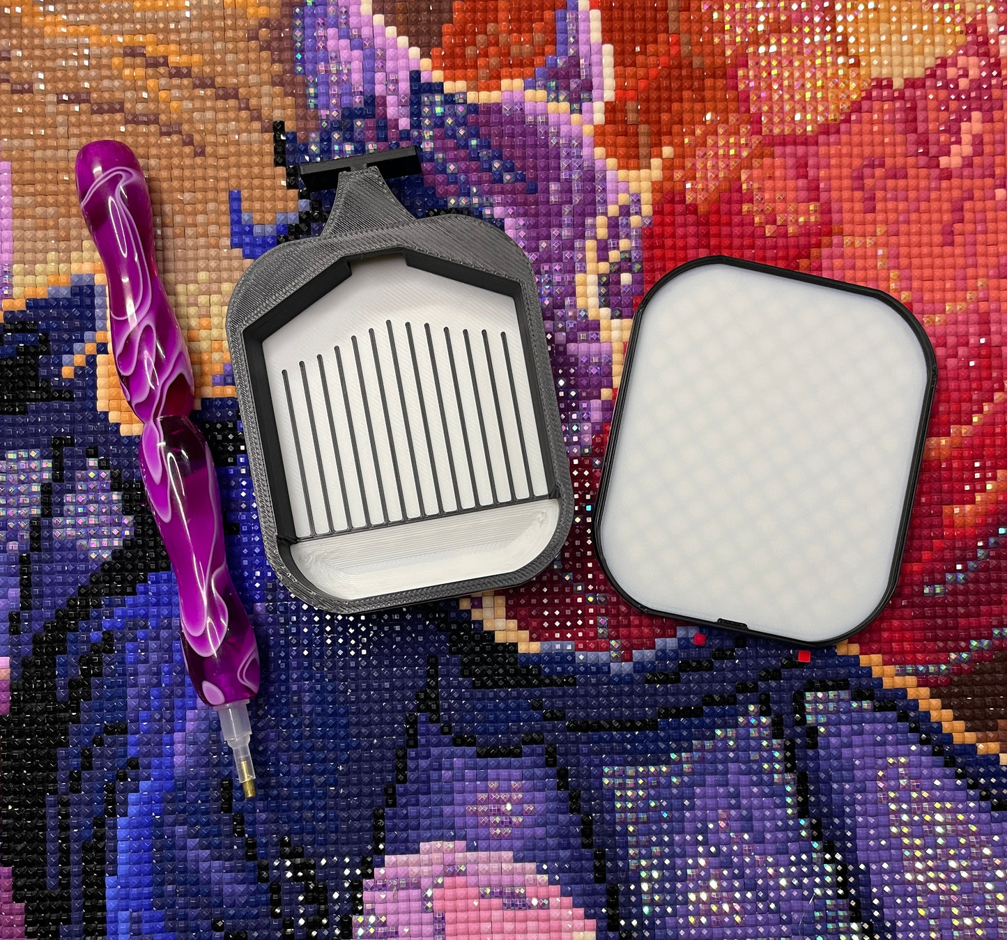 Deluxe 2 Phoenix Small Diamond Painting Tray in white base, open lid showing details, with colorful background and pen tool.
