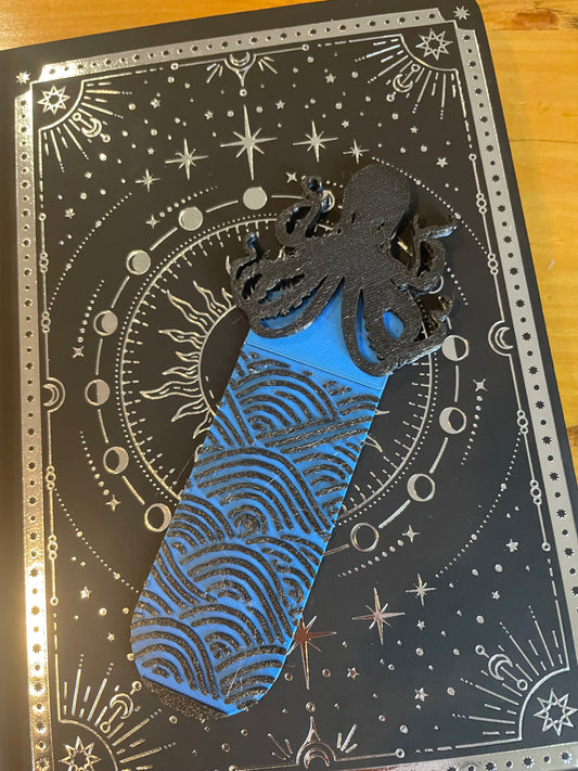 Kraken 3D Bookmark, Stunning Ocean Beast Fantasy Accessory to Mark Your Page, Ideal Gift for Readers & Nerds