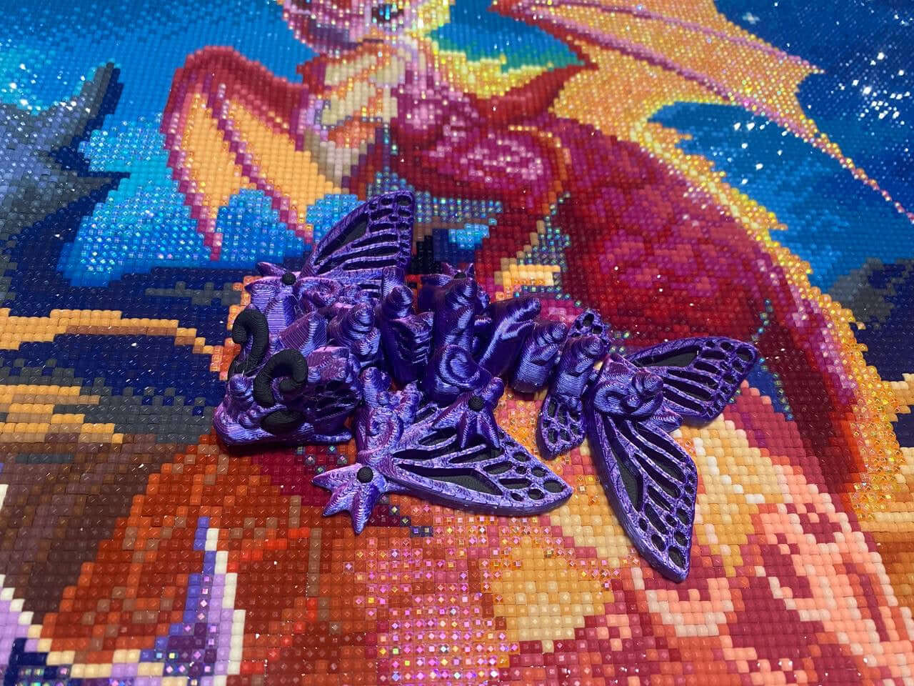 Diamond Painters Little Mates Dragon painting partner, with valentines dragons