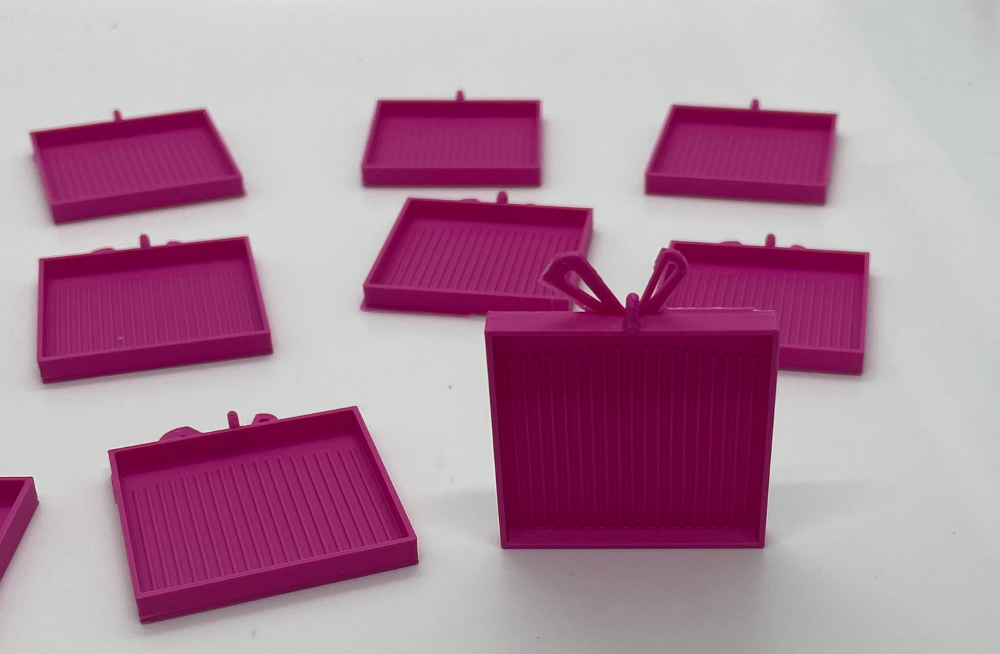 Cinq décorations de plateau de peinture de diamant minuscule d’arbre de Noël (paquets de cinq)