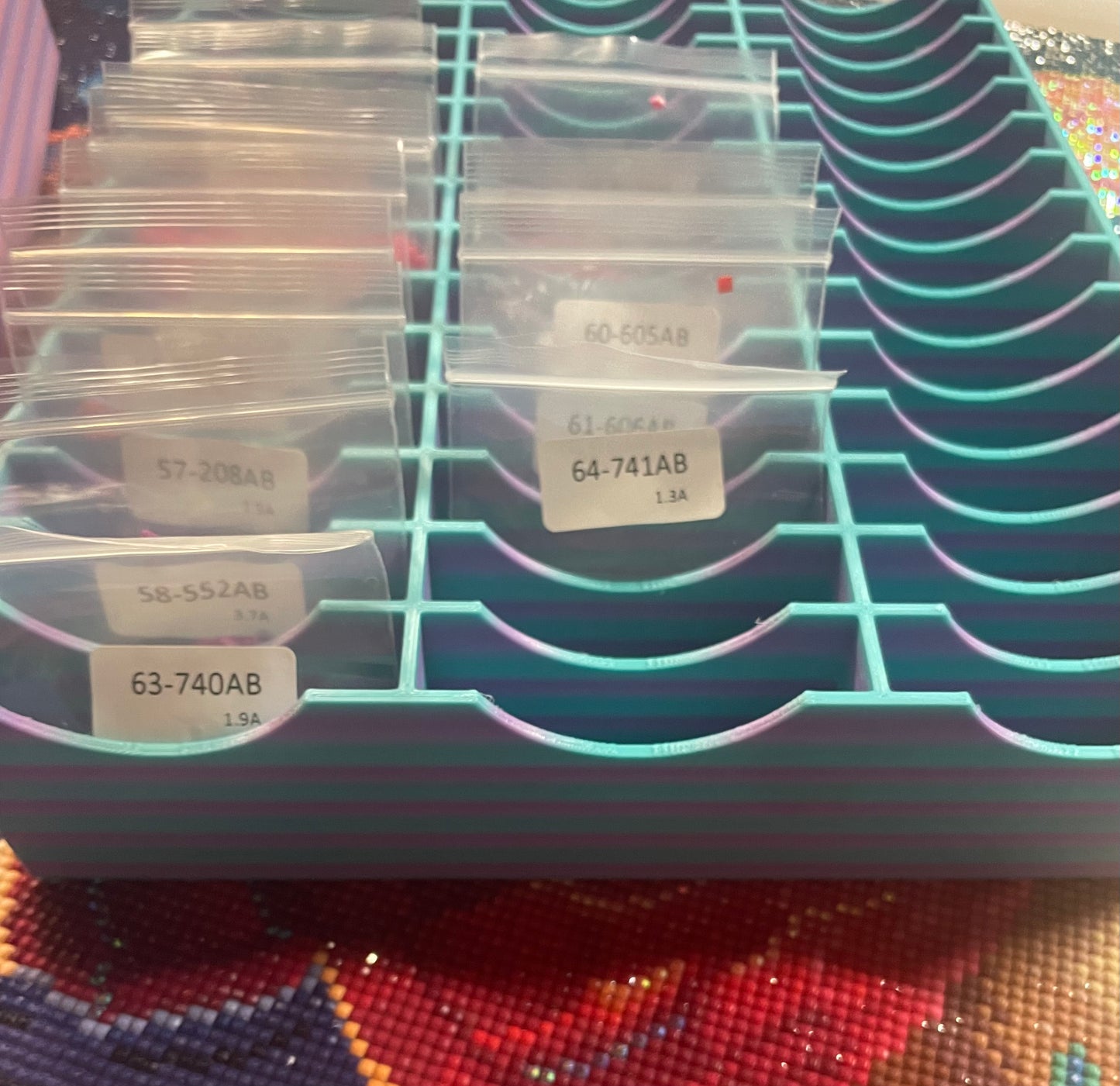 Diamond Art Baggy Storage Tray with 45 Thick Slots, Solid Durable Walls in Cool Colours – Perfect Organizer for Diamond Painting Lovers