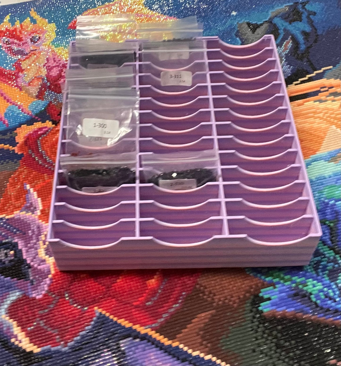 Diamond Art Baggy Storage Tray with 42 Slots, Solid Durable Walls in Cool Colours – Perfect Organizer for Diamond Painting Lovers