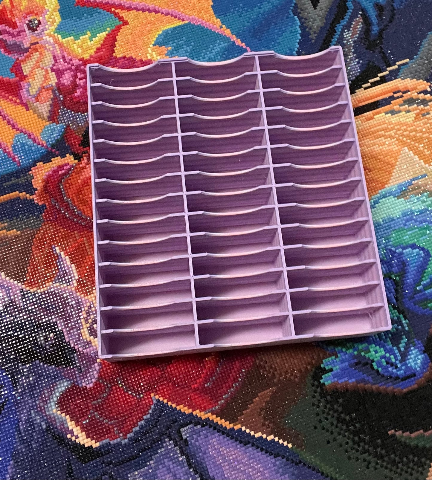 Diamond Art Baggy Storage Tray with 42 Slots, Solid Durable Walls in Cool Colours – Perfect Organizer for Diamond Painting Lovers