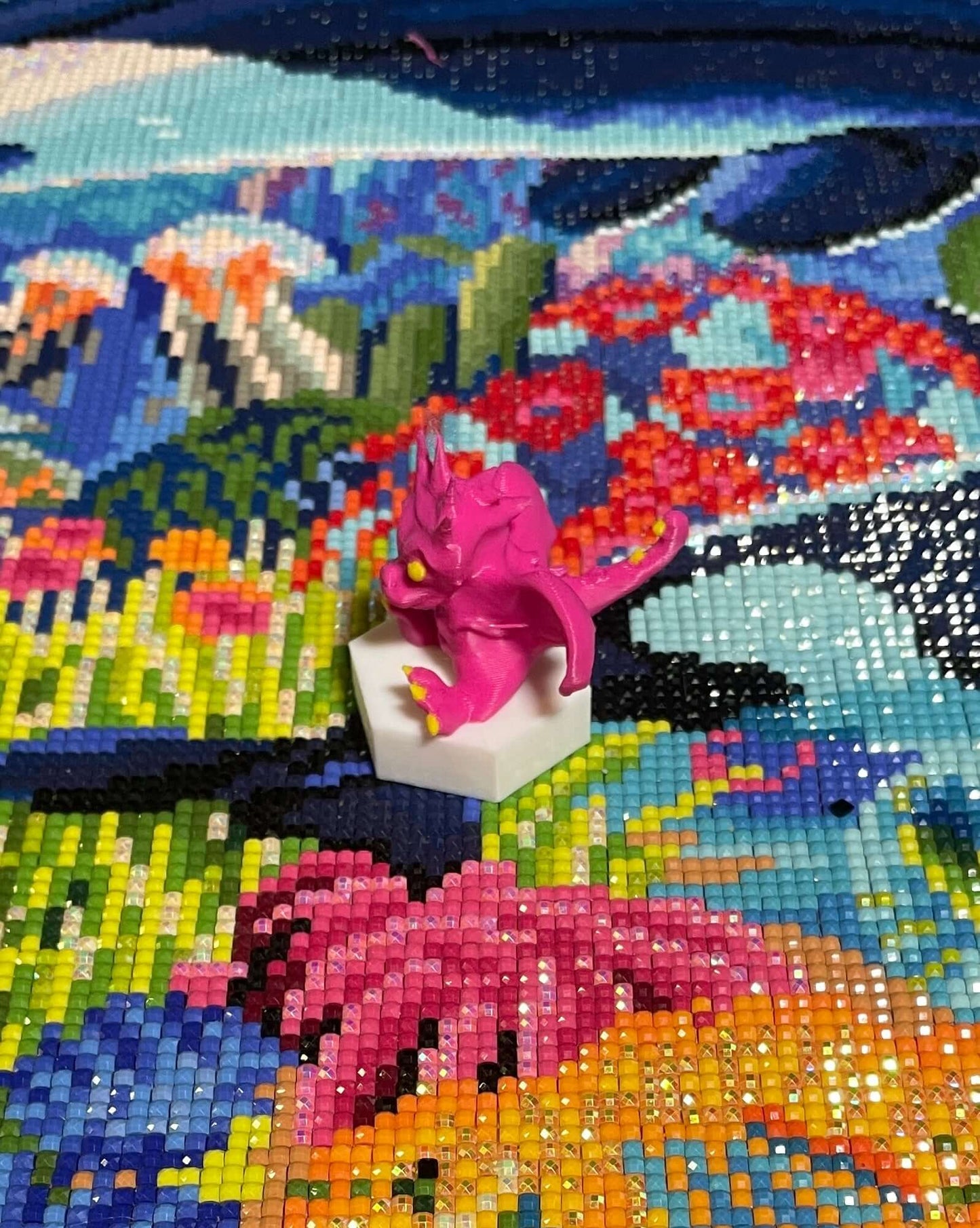 Majestic Drillgon Cover Minder – Règle votre scène artistique diamantée, outil essentiel pour les artistes, cadeau idéal pour les créatifs