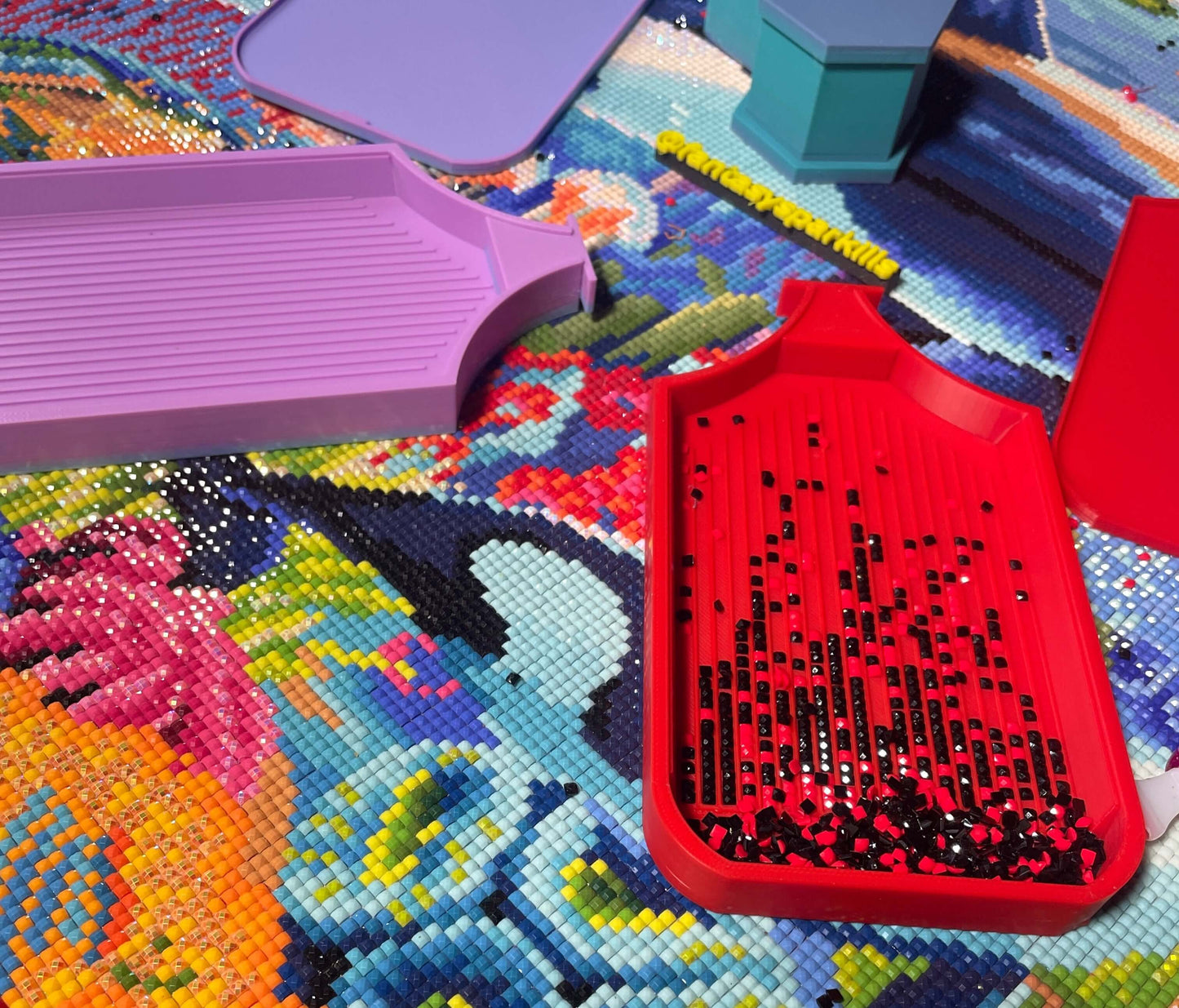 Sleek Dragon Diamond Art Tray In One Colourway– Who Needs Washi Tape? Not You!