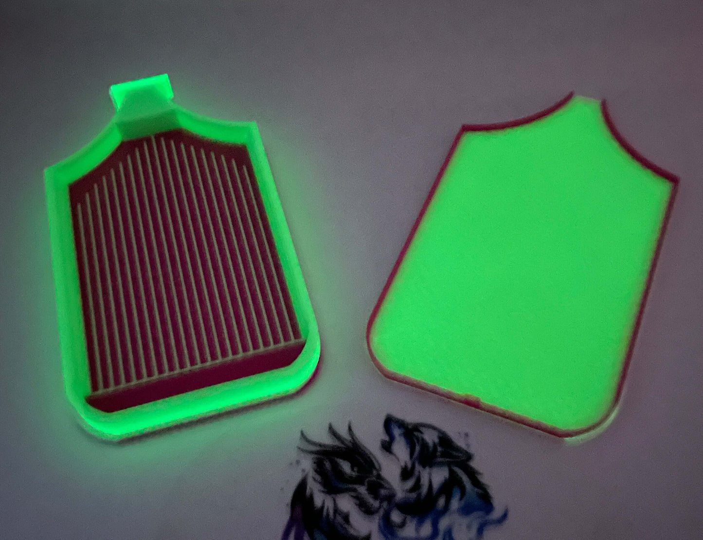 Spooktacular Glow-in-the-Dark Ghost Dragon Art Trays - Diamond Painting's Best Kept Secret for Nighttime Crafting Thrills!"