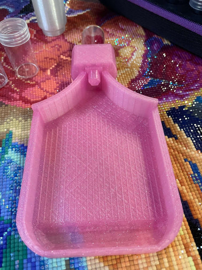 Screw & Shake, One Colour Diamond Art Tray With Screw in Drill Container Capability - Who Needs Funnels? Not You!